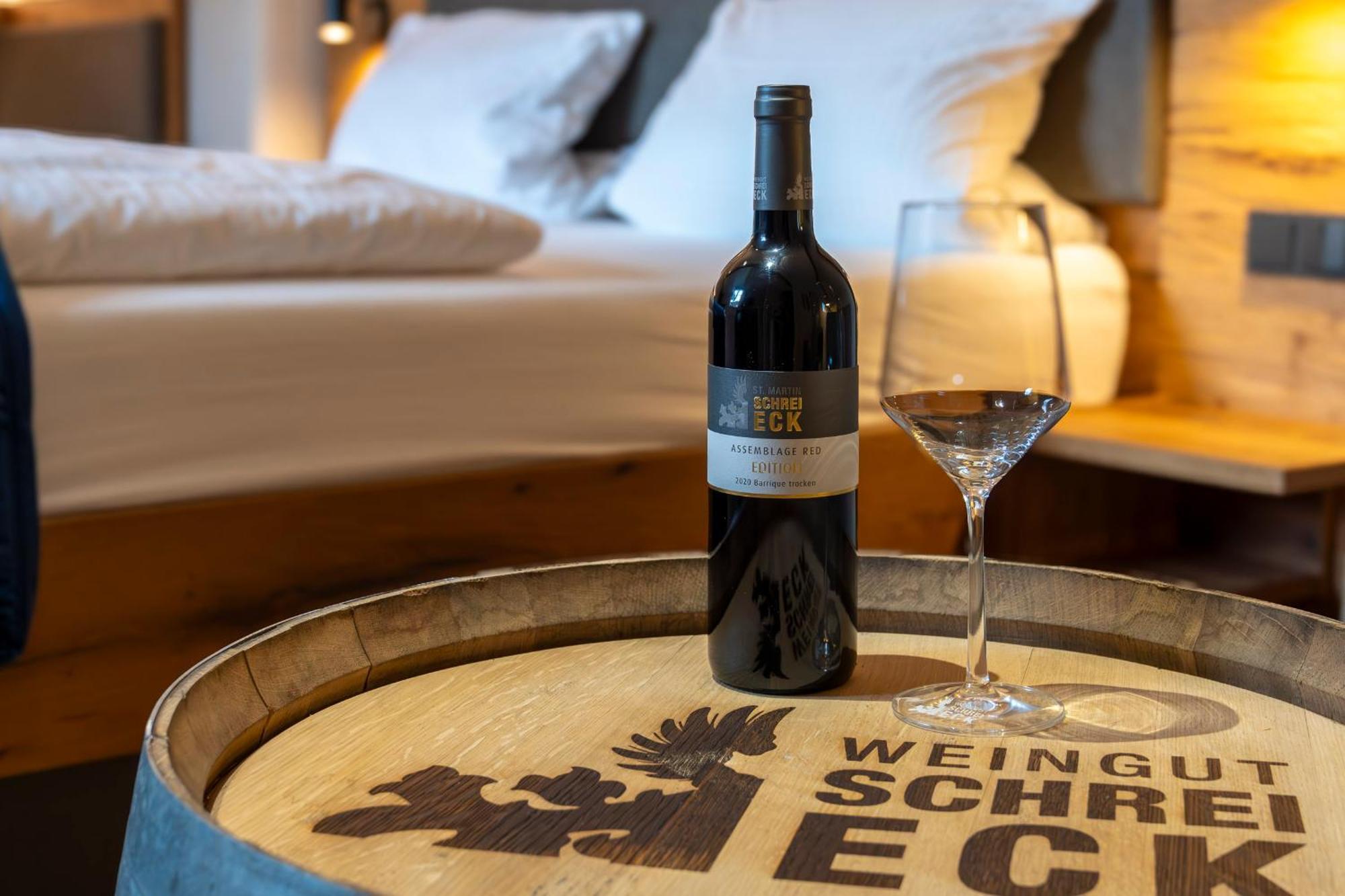 Weingut Schreieck Vinotel & Gutshaus Sankt Martin Dış mekan fotoğraf